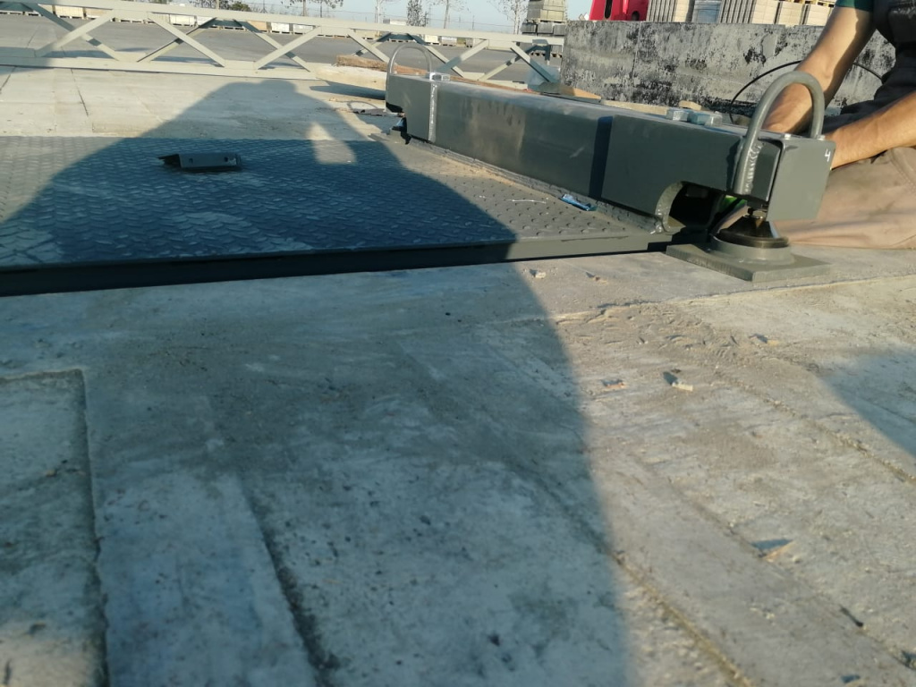 Установка на фундамент в приямке (врезное исполнение).jpg