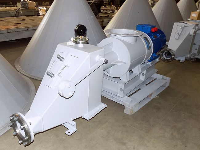 Пневмовинтовой насос TЦ-1